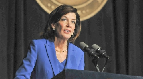 Gov. Hochul announces additional universal mask requirements amid Delta spread