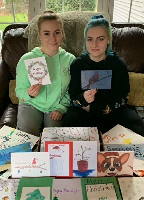 Waverly Elderwood Residents Get Artwork Gifts from Athens High School Student