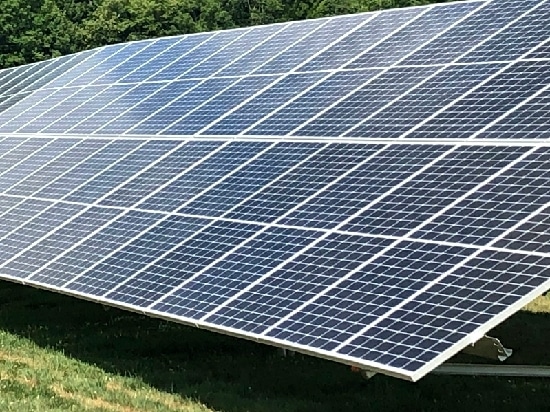 Maine-Endwell School District turns on the switch to generate all its electricity from solar