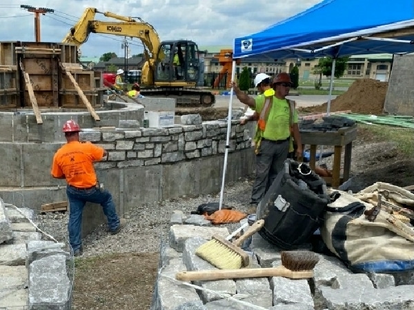 Highway Workers Memorial: Honors workers who died maintaining New York’s highway