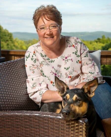 Finding Humor in Everyday Life, Waverly Columnist Wins Keystone Press Awards