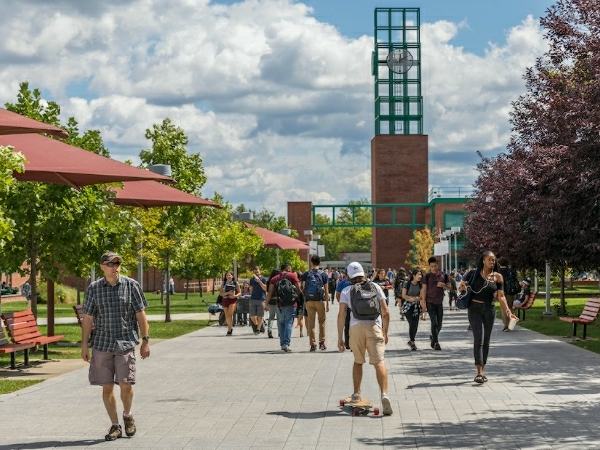 Traffic congestion expected on Vestal Parkway as BU students move into dorms