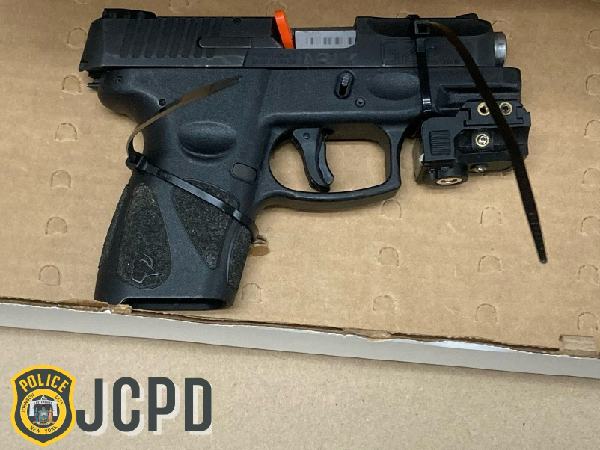 Ride-share driver assaulted by unhappy patron in Johnson City; faces murder charge