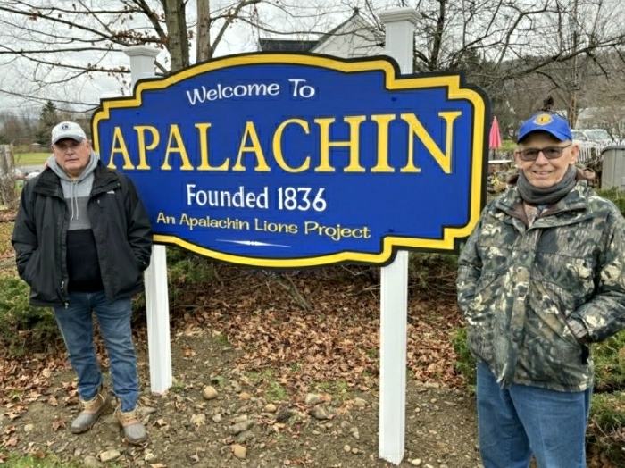 Old sign destroyed by wind, new ‘Welcome’ sign installed by Lions Club