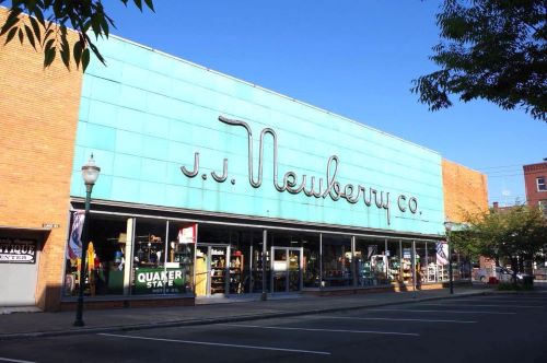 Downtown Owego Business Expands to Live Auctions in Nod to Heritage