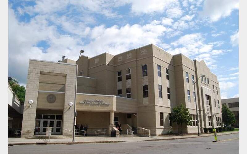 Former Johnson City principal pleads guilty to luring a child