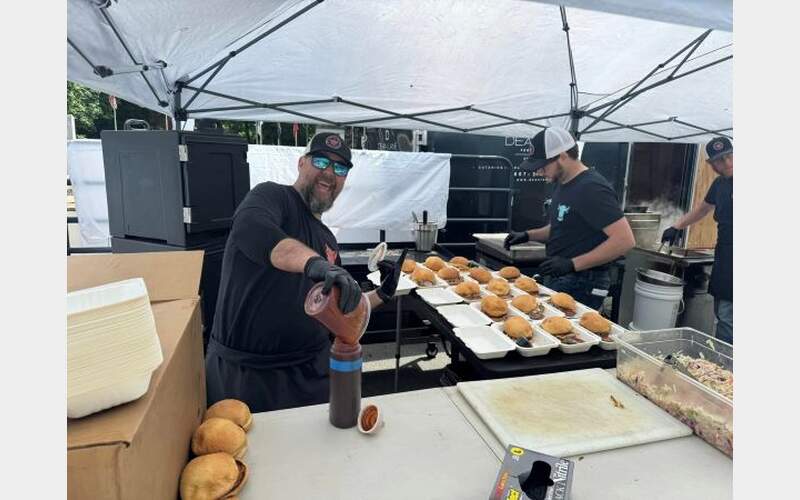 Glove House holds 20th annual BBQ in the Park