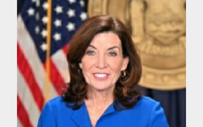 New York Gov. Hochul announces statewide, bell-to-bell smartphone restrictions in schools