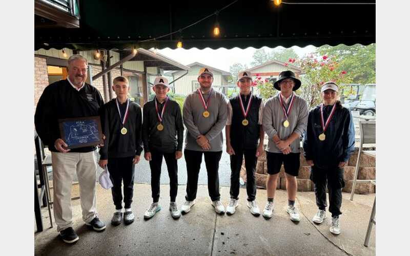 Athens golf squad captures District 4 team title