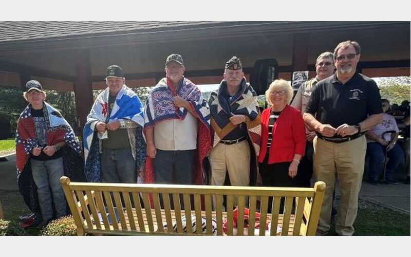 Local veterans receive Quilts of Valor