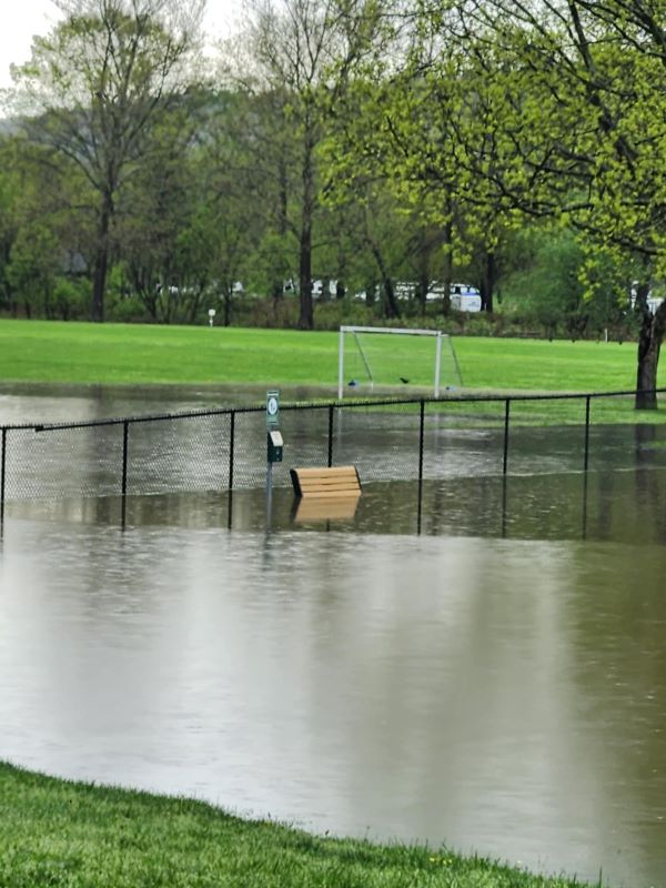 Hickories Park, Weitsman Dog Park closed due to flooding