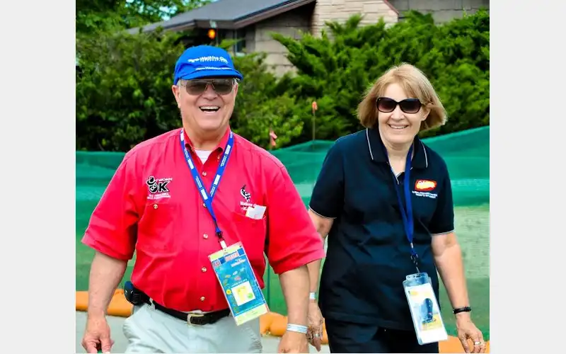 Community mourning loss of longtime radio station owner Robert Pfuntner