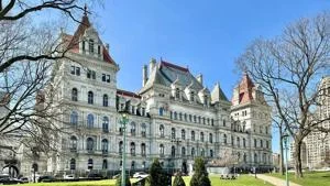 N.Y. lawmakers called on to reform courts, like Florida did