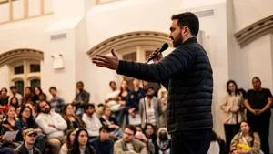 Hochul puts kibosh on Mamdani’s $652M ‘free’ bus rides pledge