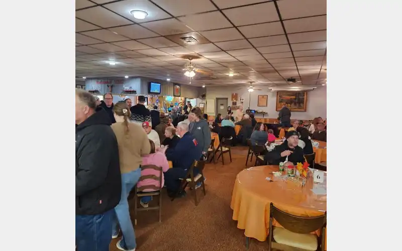 Community shows up to support injured NV firefighter