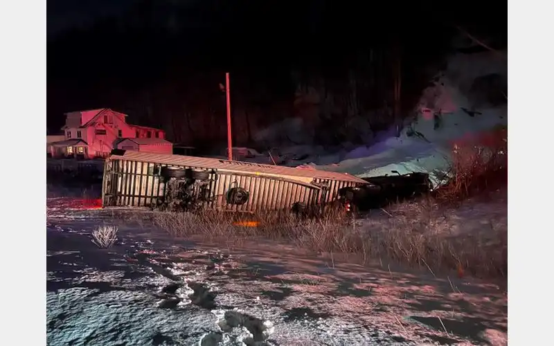 Tractor trailer accident claims life of driver in Broome County