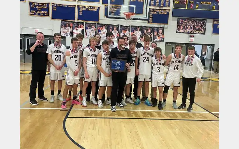 Northeast Bradford wins first D4 boys basketball title since 1991